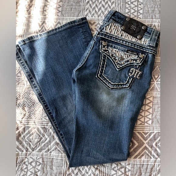 Miss Me Jeans - Picture 1 of 2